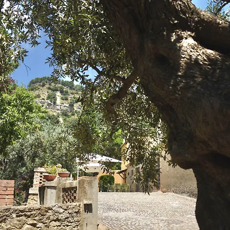 Azienda Agrituristica Le Puzelle Hotel Santa Severina