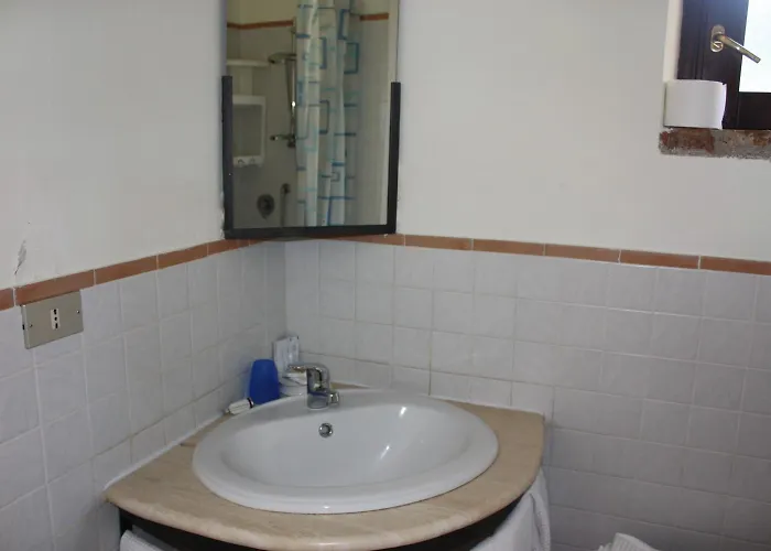 Azienda Agrituristica Le Puzelle מלון *